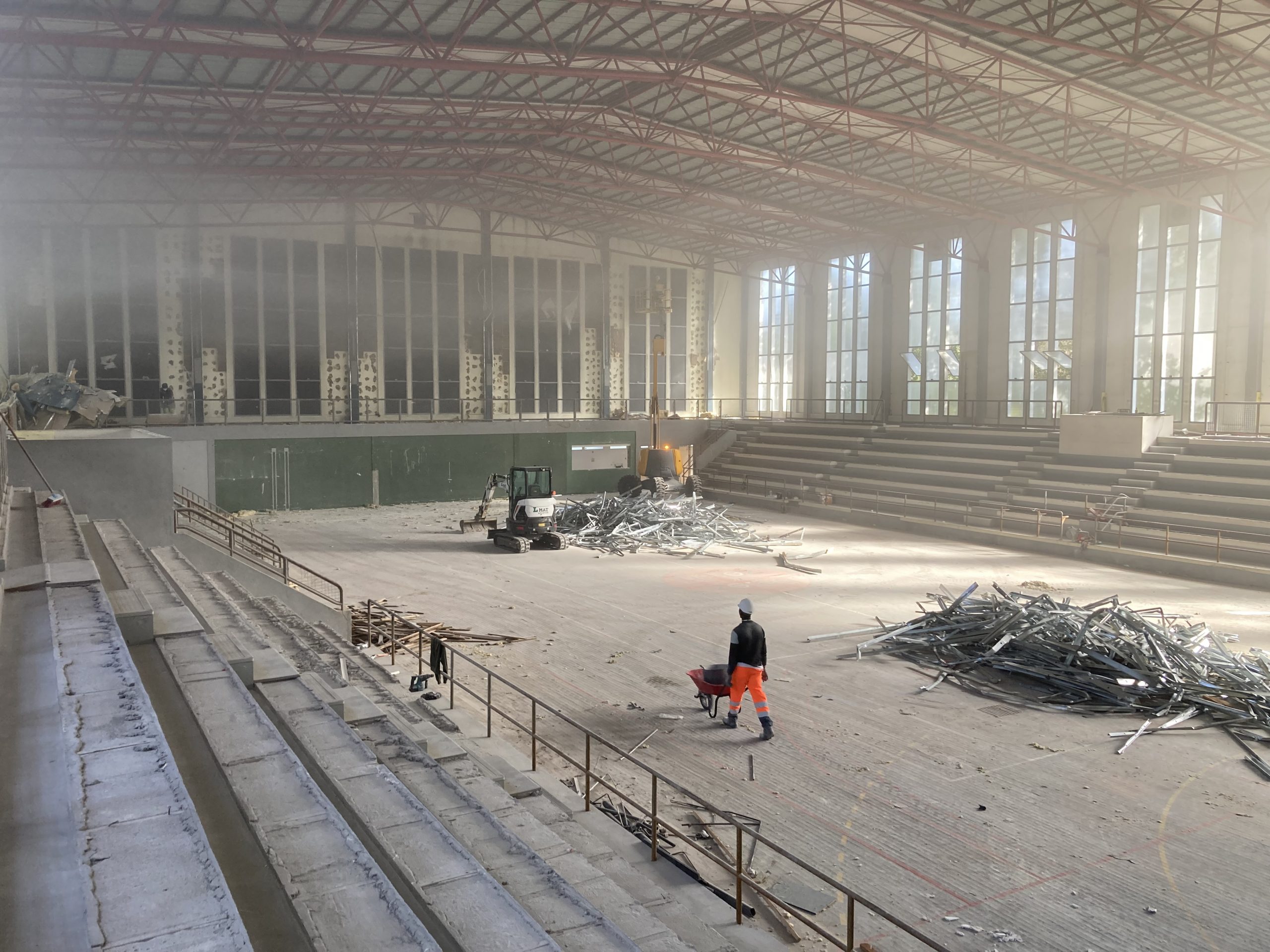 Gymnase du Beauvoir à Oliver, travaux en cours